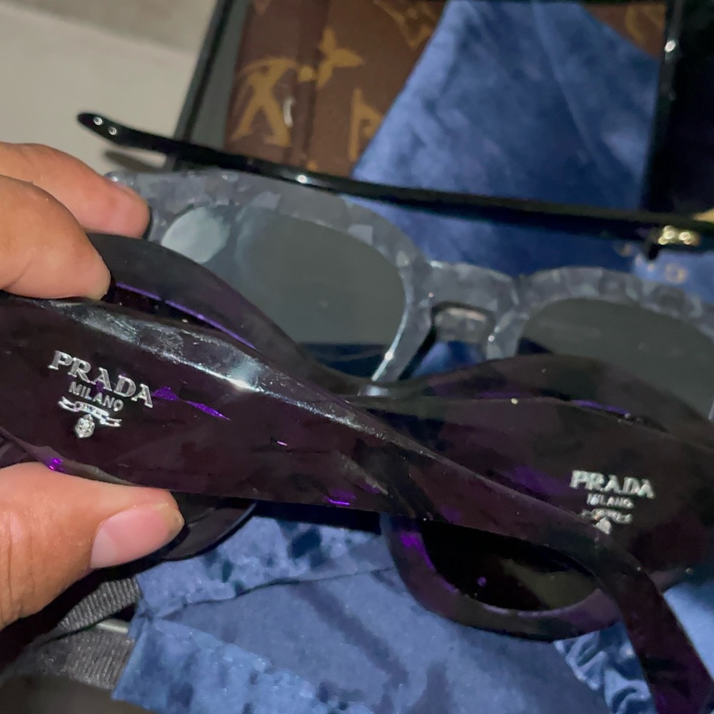 prada eycat glasses